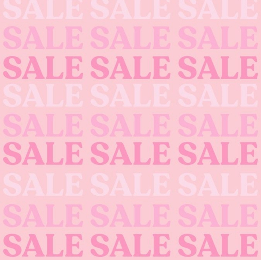 Tricia Is Live Lets All Hang Out